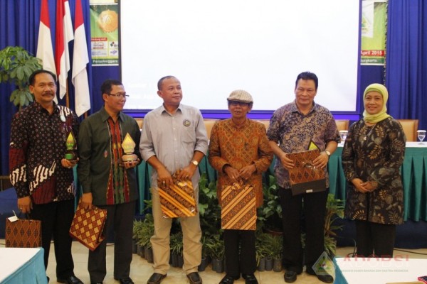 Pembicara Seminar